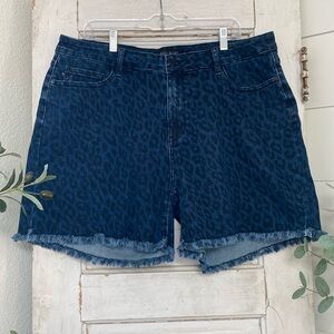 Judy Blue Plus Leopard Denim Short Fray Hem